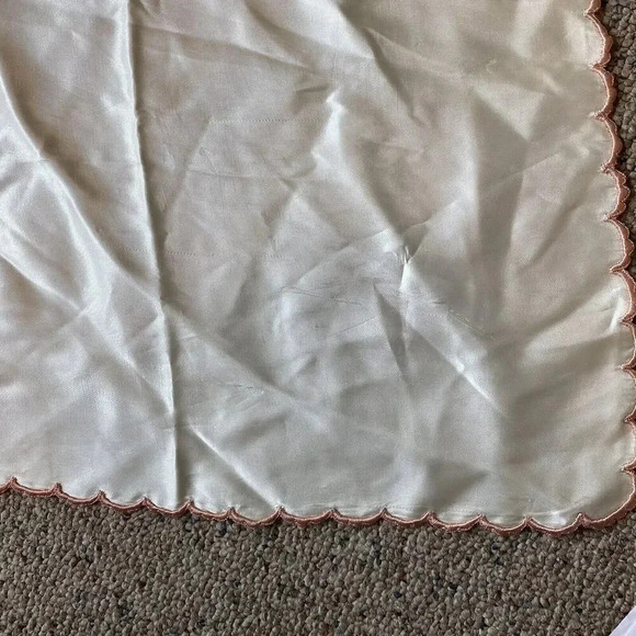 VTG Floral Embroidered Square Tablecloth Satin Beige 35”x32” - Picture 4 of 5